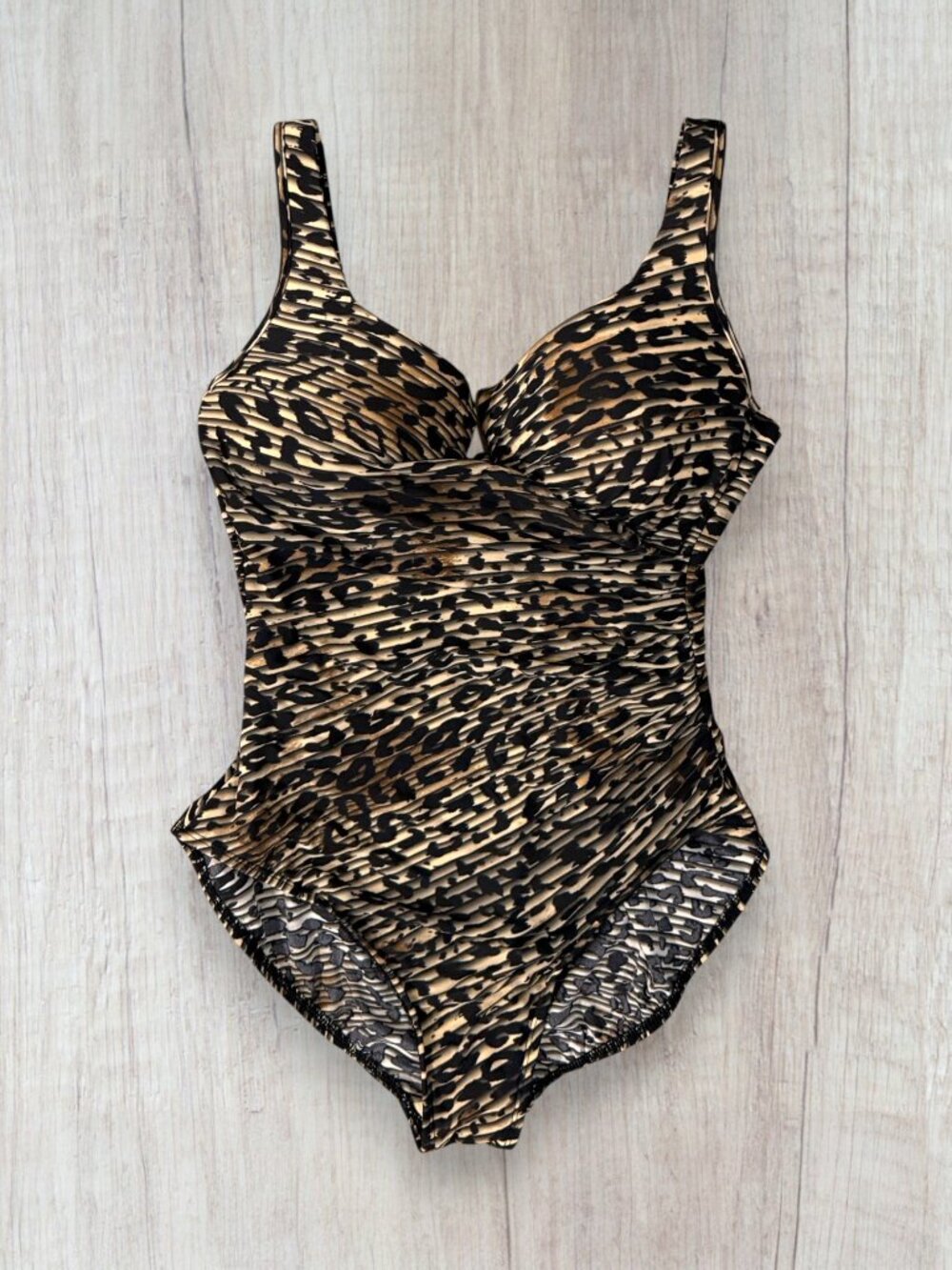 Miraclesuit Oceanus Leopard Print One Piece Swimsuit Ruched Tummy Control 12
